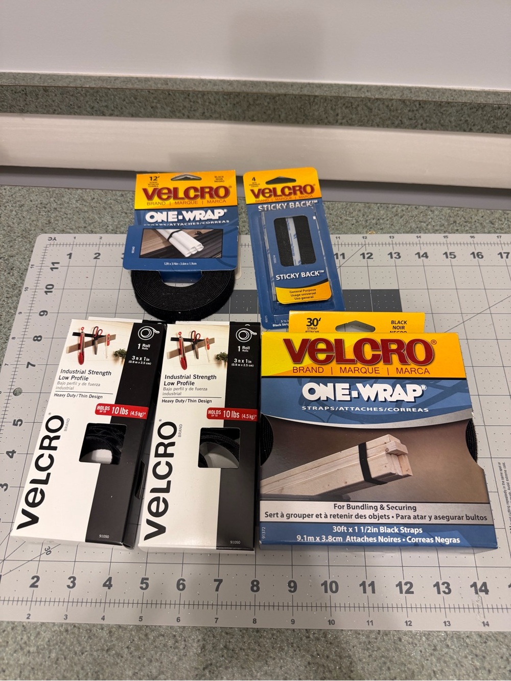 Bundle of 5 boxes of Velcro